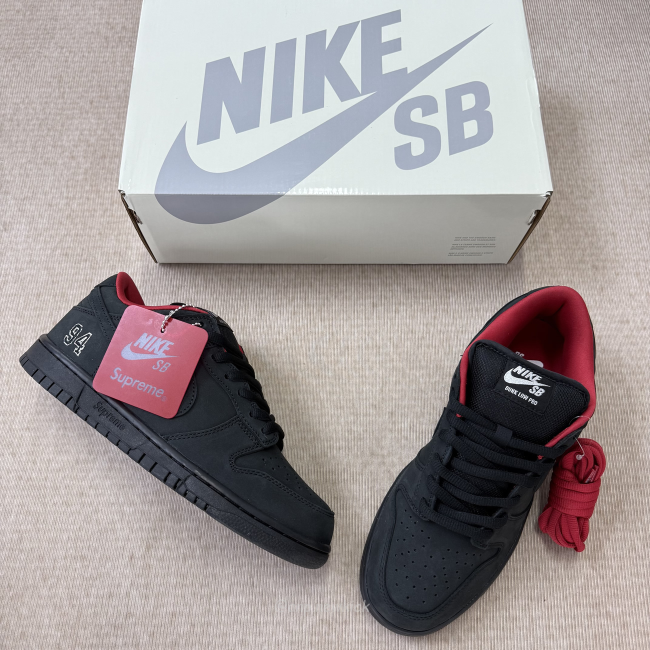Nike Sb Dunk Low Supreme 94 Black Hq8487 001 (6) - www.kitistry.com Nike Sb Dunk Low Supreme 94 Black Hq8487 001 (6) - www.kitistry.com