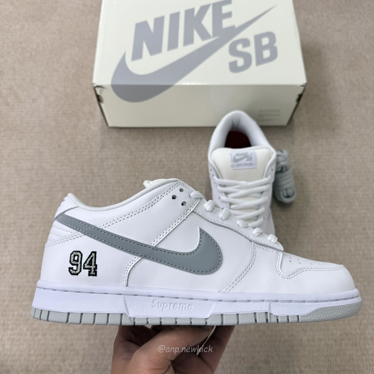 Nike Sb Dunk Low Supreme 94 White Metallic Silver Hq8487 100 (7) - www.kitistry.com Nike Sb Dunk Low Supreme 94 White Metallic Silver Hq8487 100 (7) - www.kitistry.com