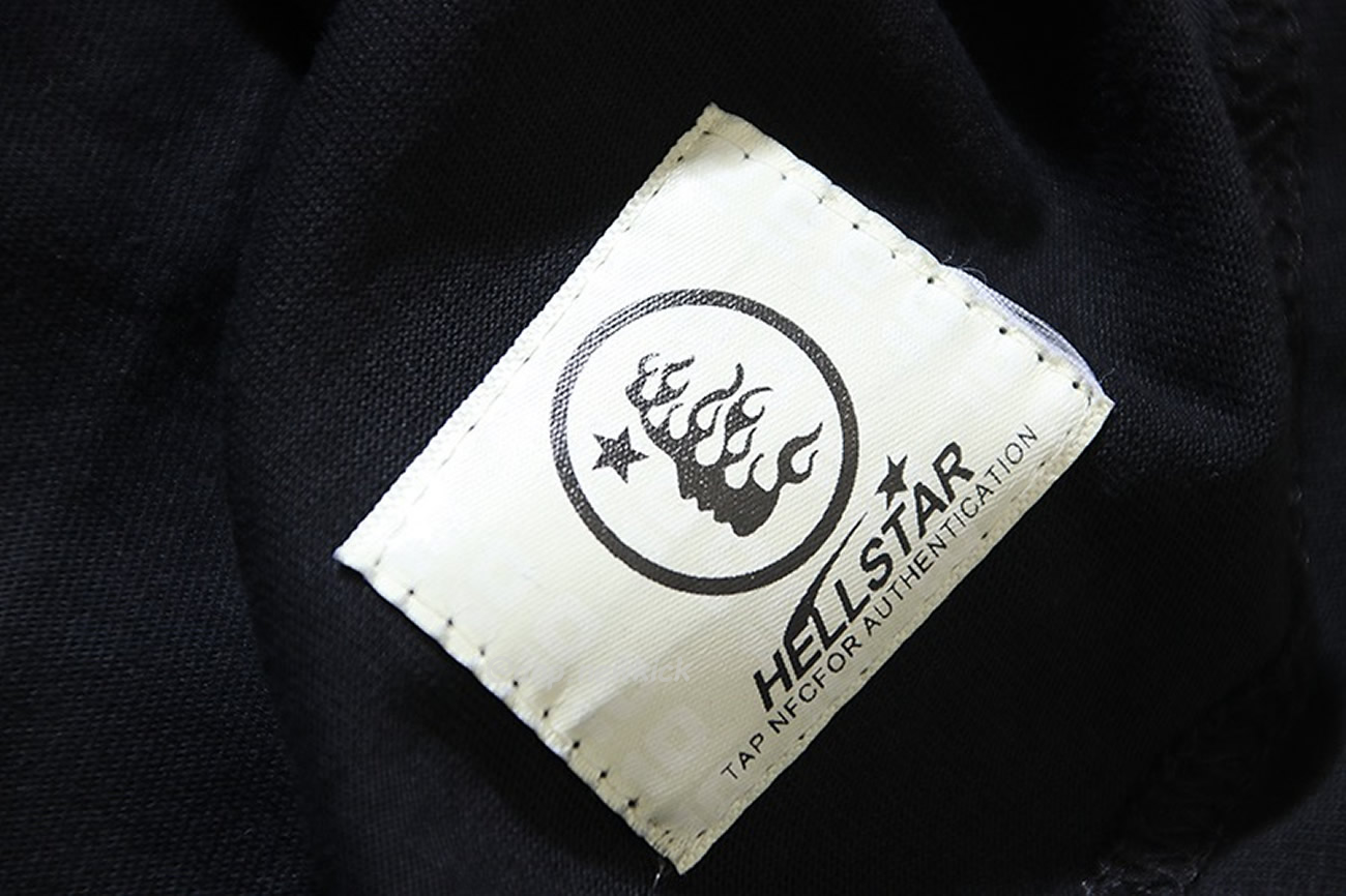 Hellstar Classic T Shirt Black White Fw23 (15) - www.kitistry.com Hellstar Classic T Shirt Black White Fw23 (15) - www.kitistry.com