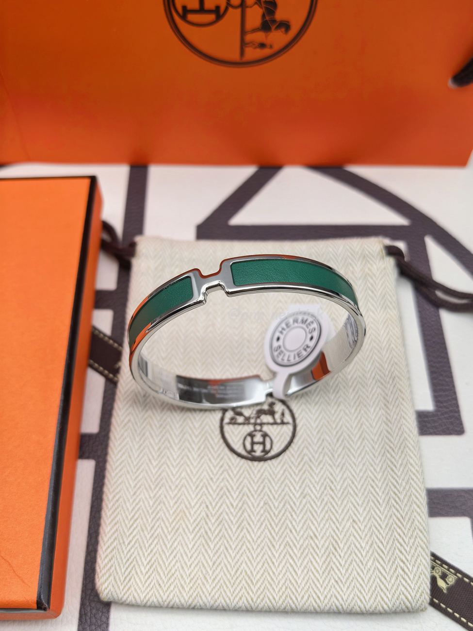 Hermès Bracelets For Women (25) - www.kitistry.com Hermès Bracelets For Women (25) - www.kitistry.com