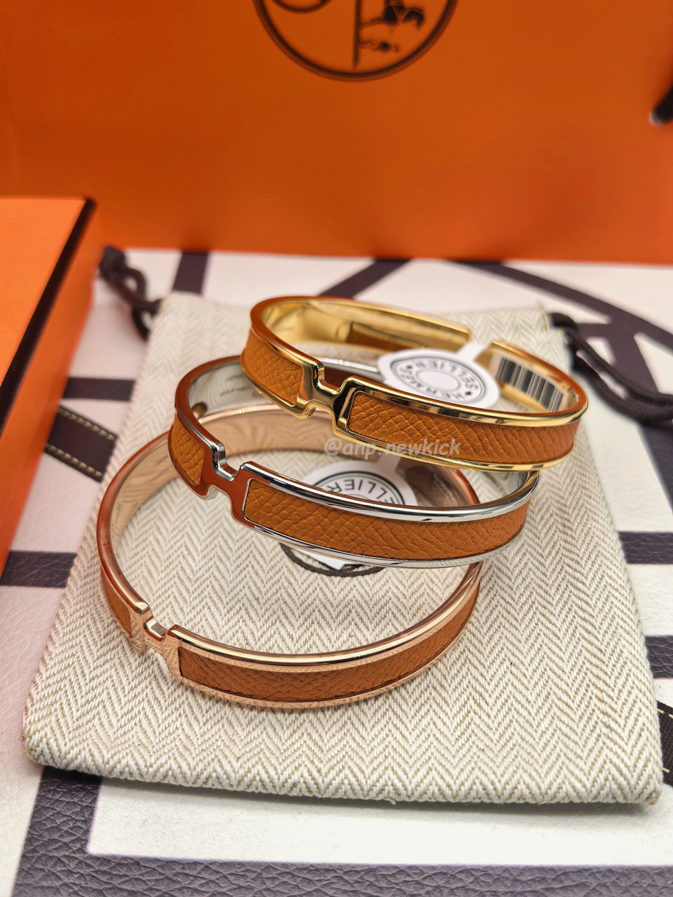 Hermès Bracelets For Women (7) - www.kitistry.com Hermès Bracelets For Women (7) - www.kitistry.com
