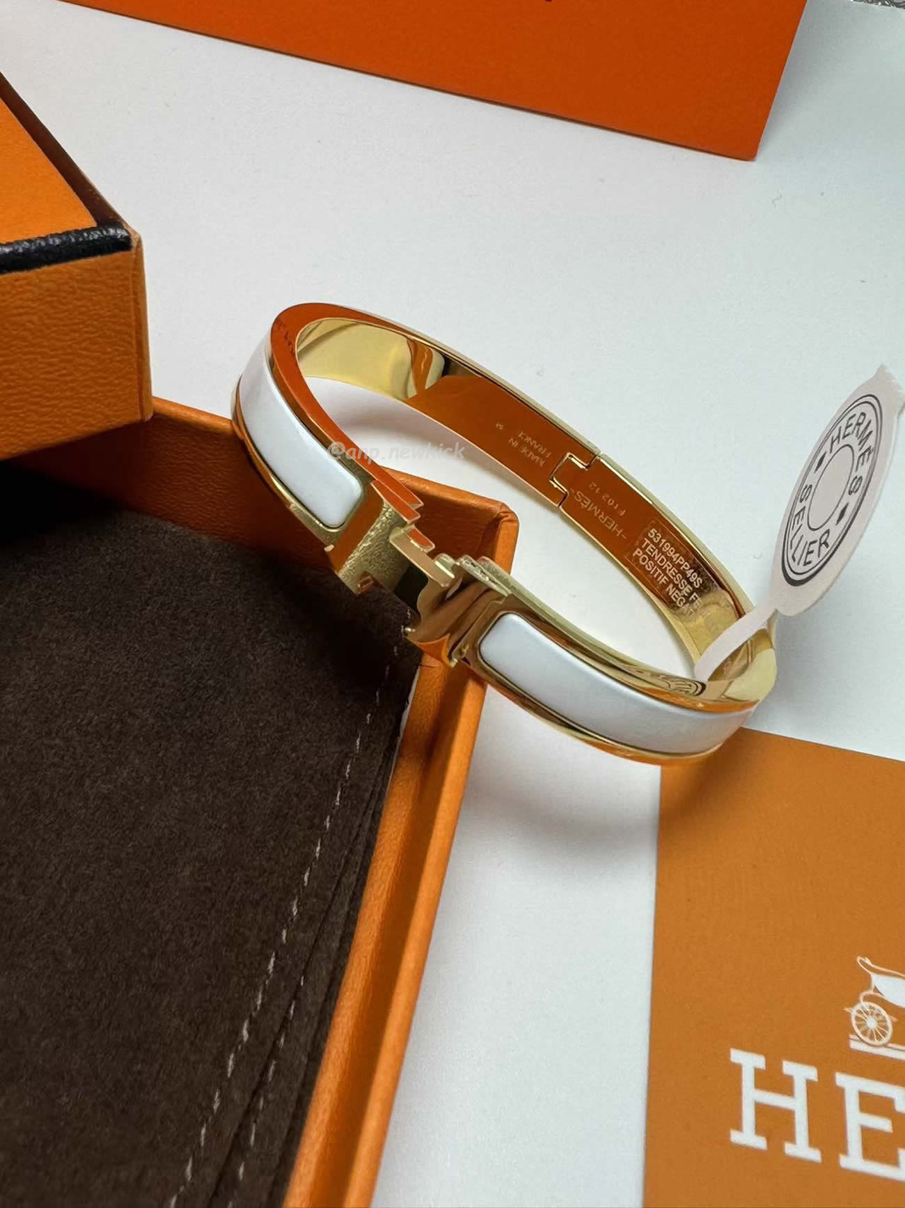 Hermès Clic H Bracelet (11) - www.kitistry.com Hermès Clic H Bracelet (11) - www.kitistry.com