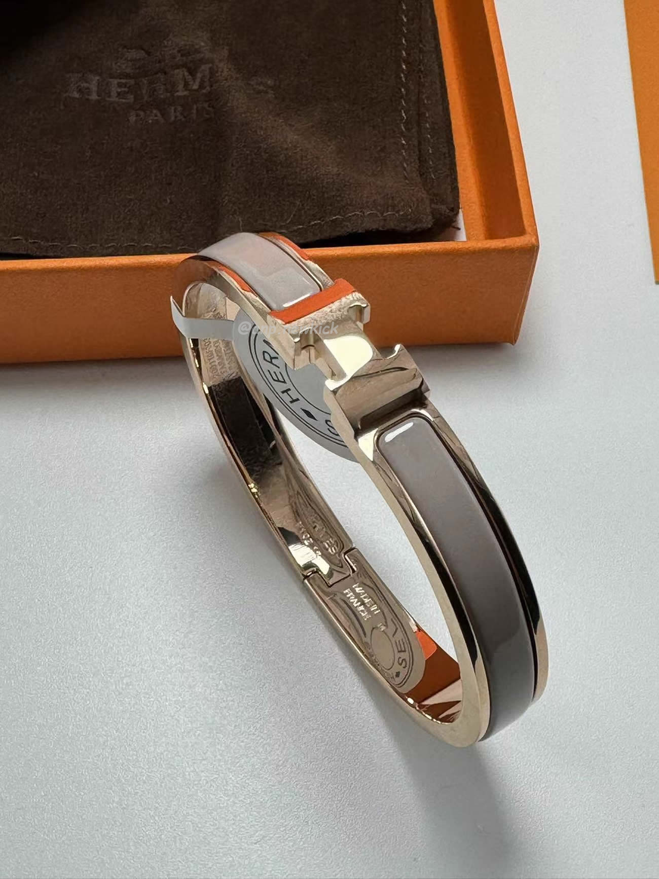 Hermès Clic H Bracelet (18) - www.kitistry.com Hermès Clic H Bracelet (18) - www.kitistry.com