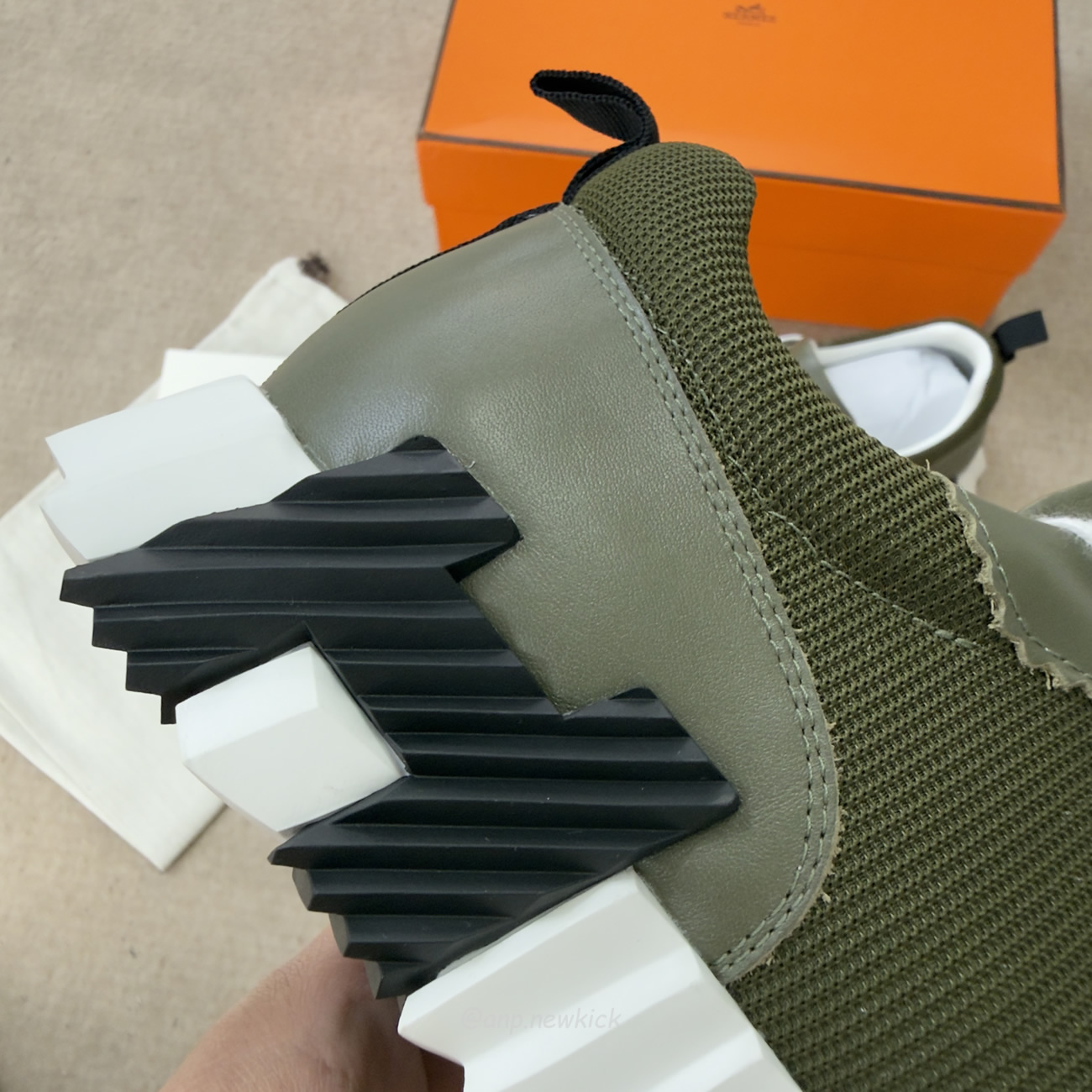 Hermes Bouncing Sneaker Matcha Blanc (9) - www.kitistry.com Hermes Bouncing Sneaker Matcha Blanc (9) - www.kitistry.com