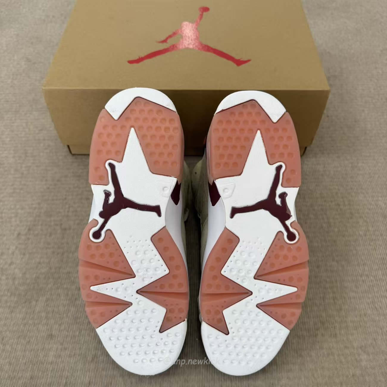 Air Jordan 6 Retro A Ma Maniére Smokey Mauve (6) - www.kitistry.com Air Jordan 6 Retro A Ma Maniére Smokey Mauve (6) - www.kitistry.com