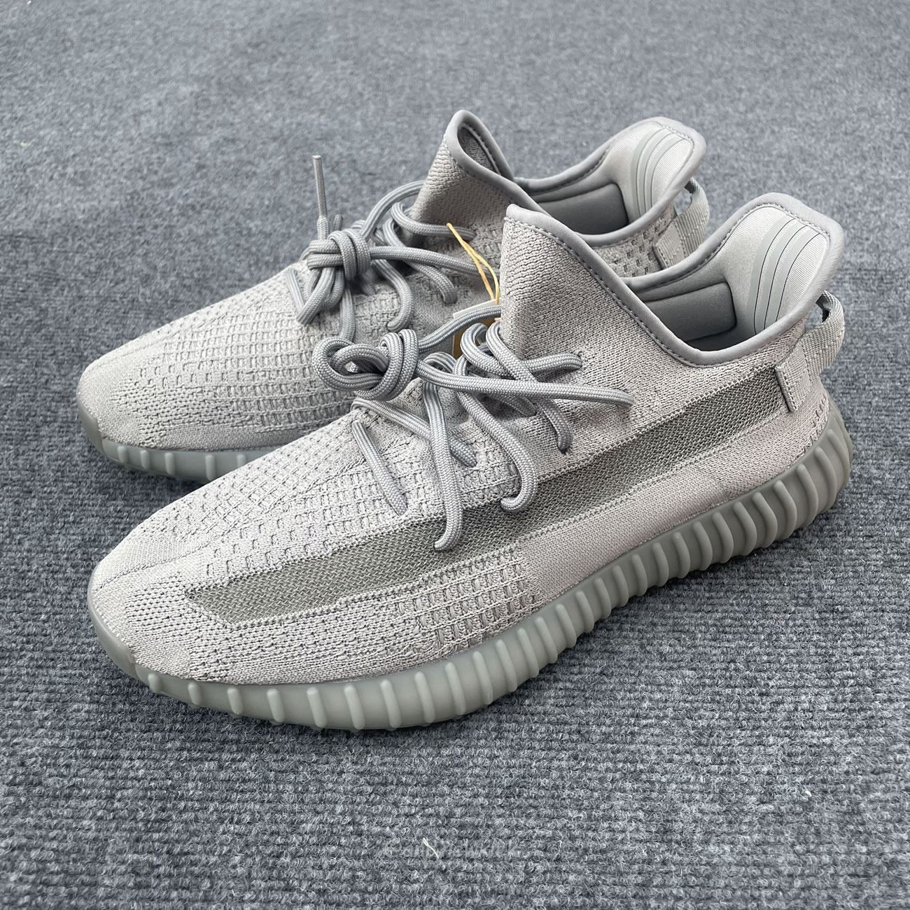 Adidas Yeezy Boost 350 V2 Steel Grey If3219 (2) - www.kitistry.com Adidas Yeezy Boost 350 V2 Steel Grey If3219 (2) - www.kitistry.com