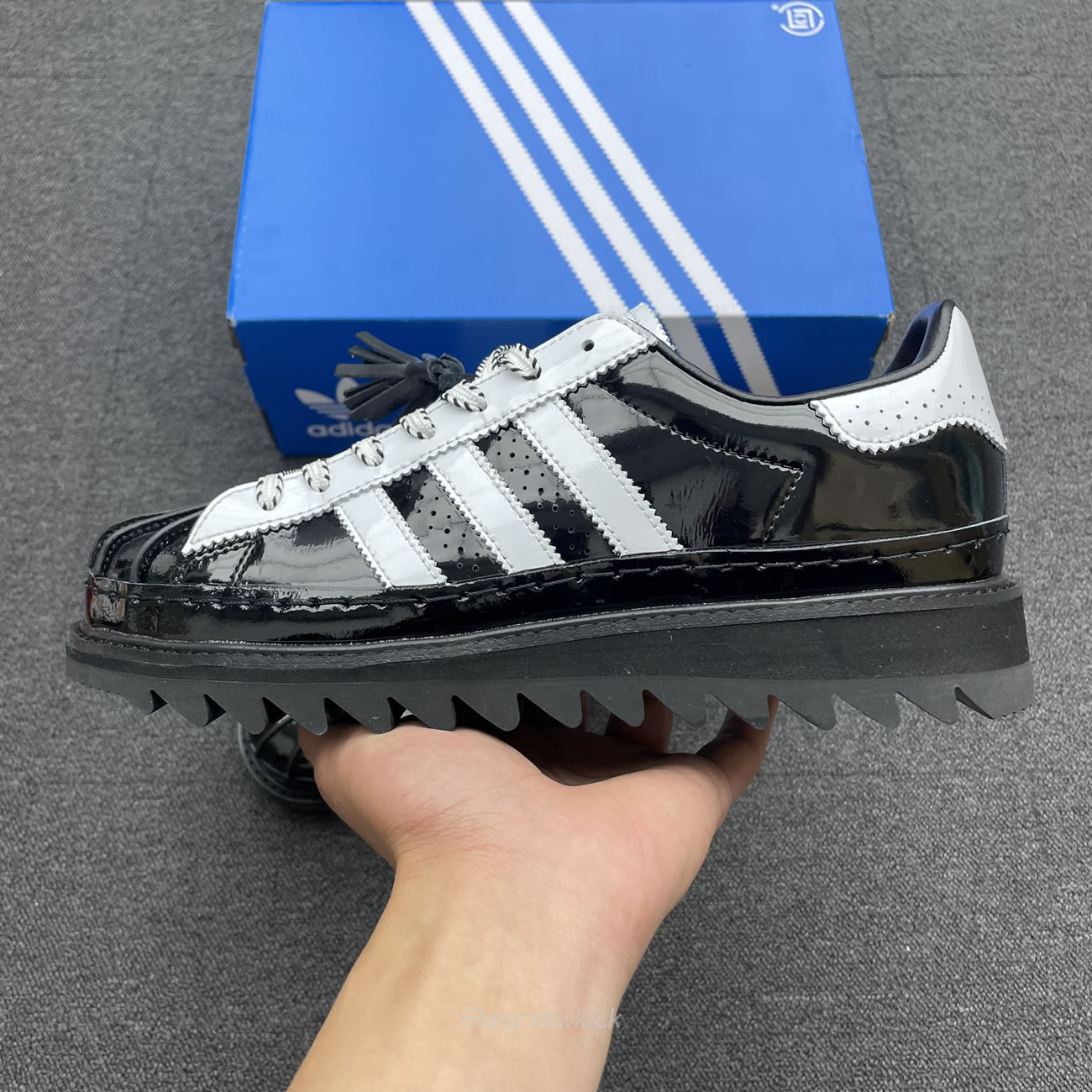 Adidas Superstar Clot By Edison Chen White Black Crystal Sand Ih3132 Ih3131 (18) - www.kitistry.com Adidas Superstar Clot By Edison Chen White Black Crystal Sand Ih3132 Ih3131 (18) - www.kitistry.com