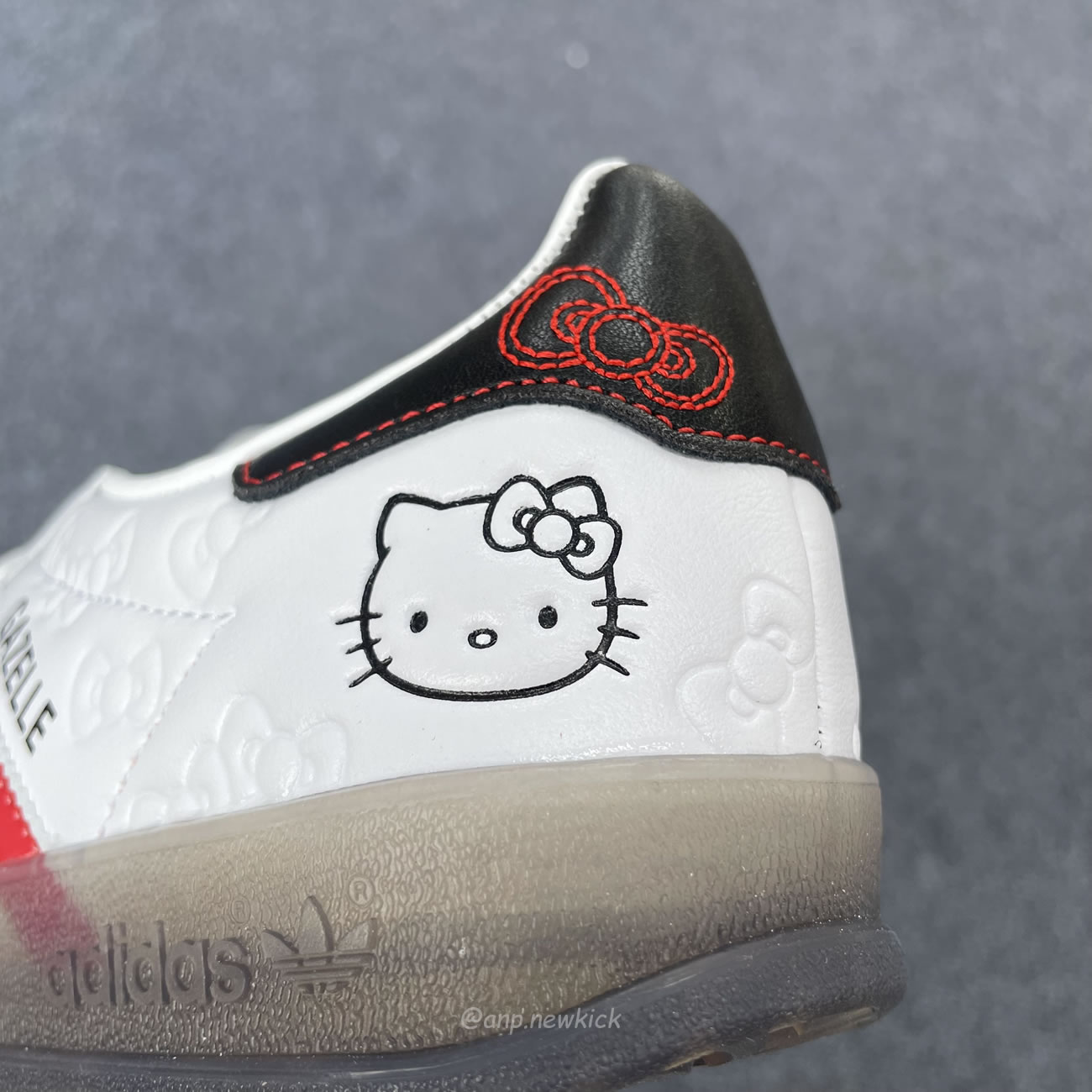 Adidas Gazelle Indoor Hello Kitty Womens Ii0013 (3) - www.kitistry.com Adidas Gazelle Indoor Hello Kitty Womens Ii0013 (3) - www.kitistry.com