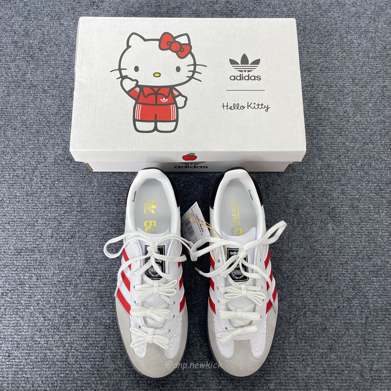 Adidas Gazelle Indoor Hello Kitty Womens Ii0013 (8) - www.kitistry.com Adidas Gazelle Indoor Hello Kitty Womens Ii0013 (8) - www.kitistry.com
