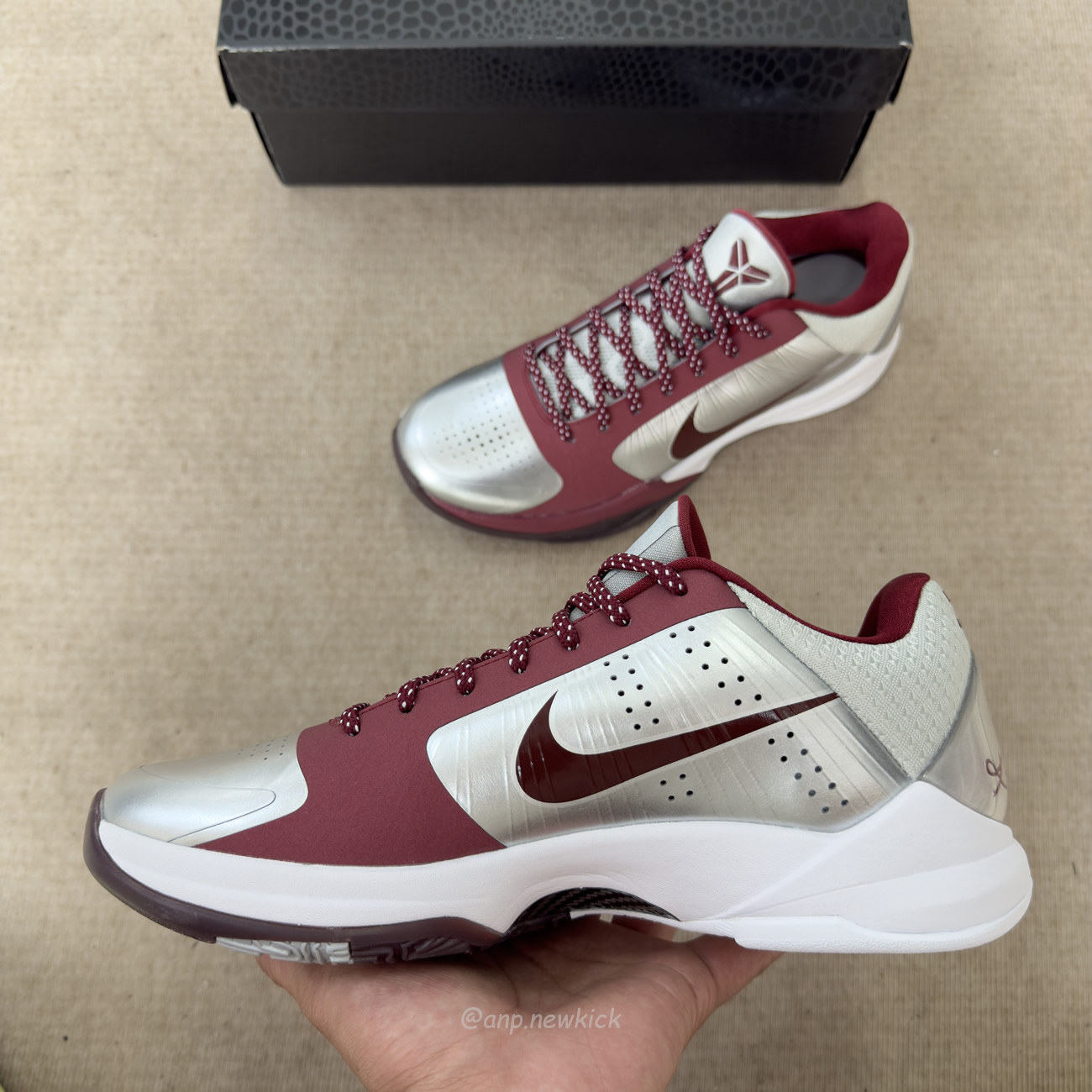 Nike Kobe 5 Protro Metallic Silver And Team Red Im0557 001 (8) - www.kitistry.com Nike Kobe 5 Protro Metallic Silver And Team Red Im0557 001 (8) - www.kitistry.com