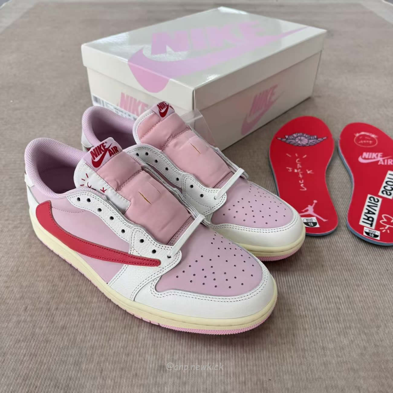 Air Jordan 1 Retro Low Og Sp Travis Scott Shy Pink Iq7604 101 (12) - www.kitistry.com