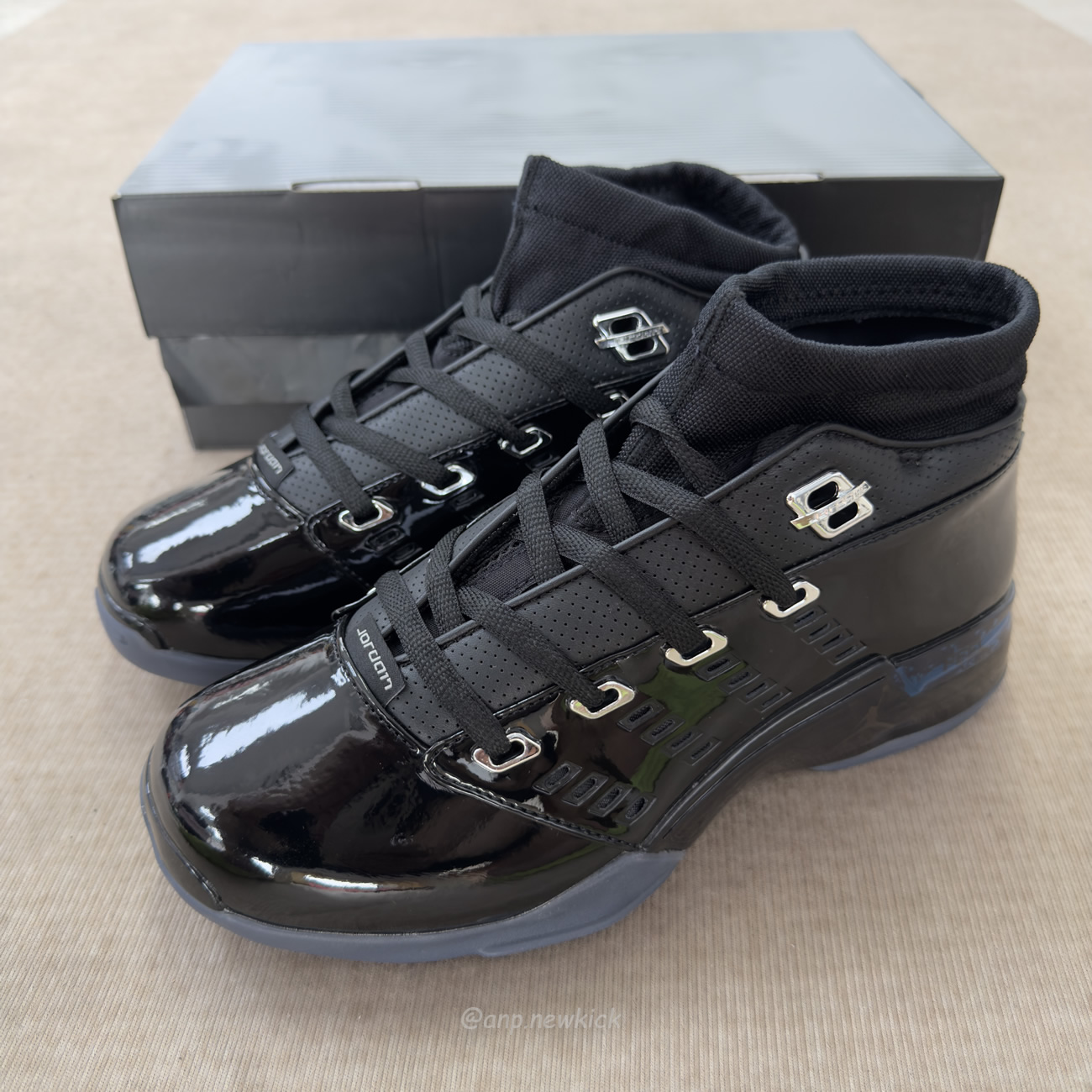 Air Jordan 17 Retro Low Sp Black Patent Iv7640 001 (8) - www.kitistry.com Air Jordan 17 Retro Low Sp Black Patent Iv7640 001 (8) - www.kitistry.com
