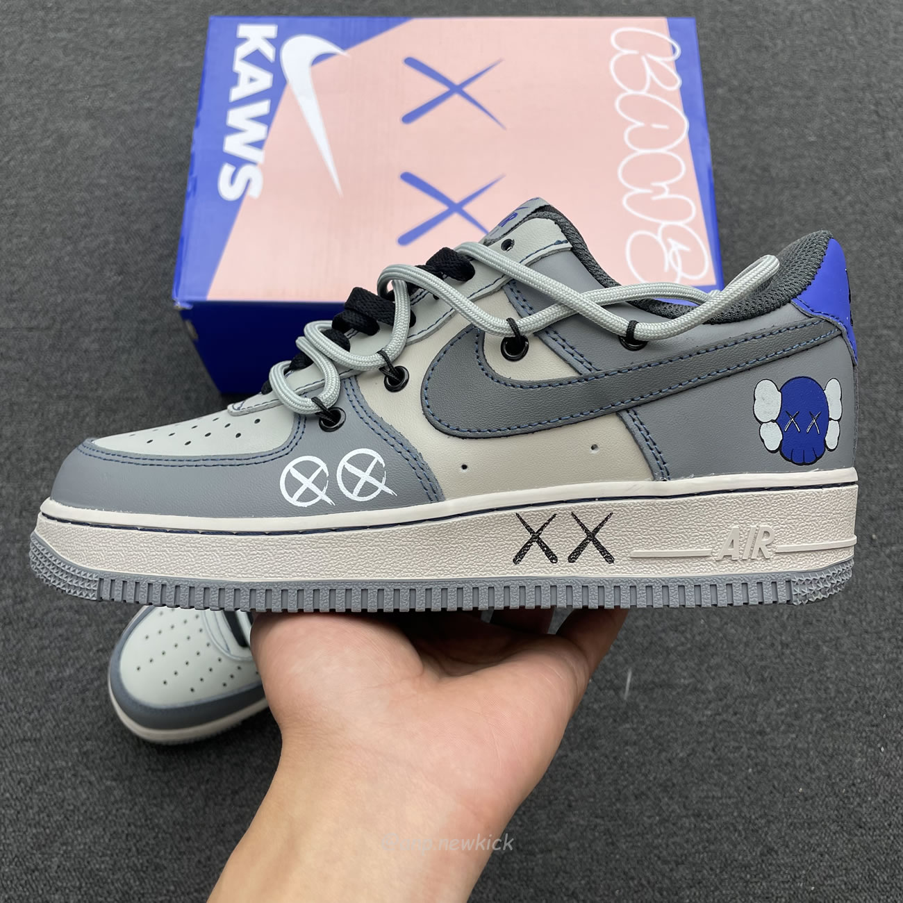 Nike Kaws X Air Force 1 Low Grey Royal Ks6869 333 (5) - www.kitistry.com Nike Kaws X Air Force 1 Low Grey Royal Ks6869 333 (5) - www.kitistry.com