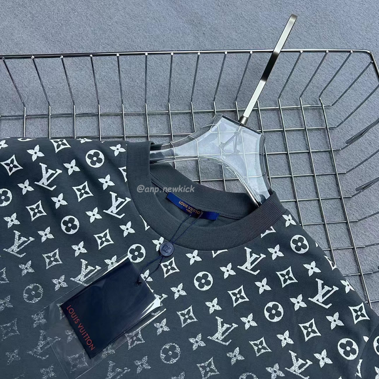 Louis Vuitton Lv Gradient Cotton T Shirt (6) - www.kitistry.com Louis Vuitton Lv Gradient Cotton T Shirt (6) - www.kitistry.com