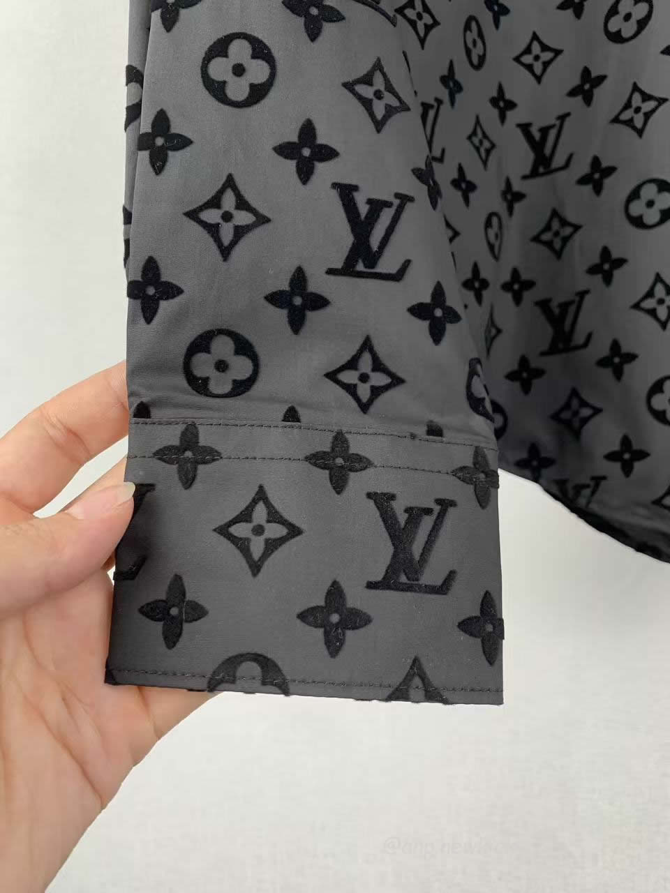 Louis Vuitton Lv Monogram Shirt (7) - www.kitistry.com Louis Vuitton Lv Monogram Shirt (7) - www.kitistry.com