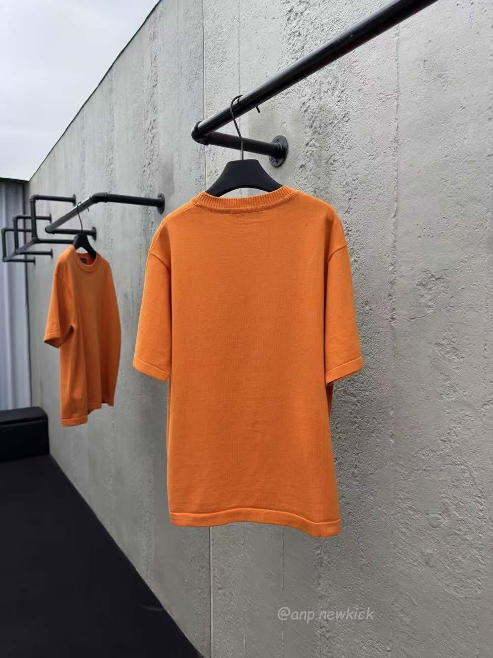Louis Vuitton Pin Knit Short Sleeve Embroidered Logo Orange T Shirt (4) - www.kitistry.com