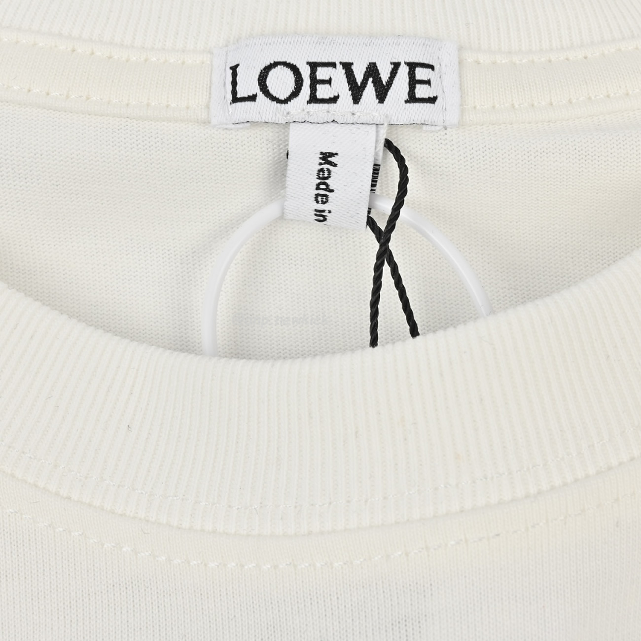 Loewe 24ss Neon Logo Short Sleeved (11) - www.kitistry.com Loewe 24ss Neon Logo Short Sleeved (11) - www.kitistry.com