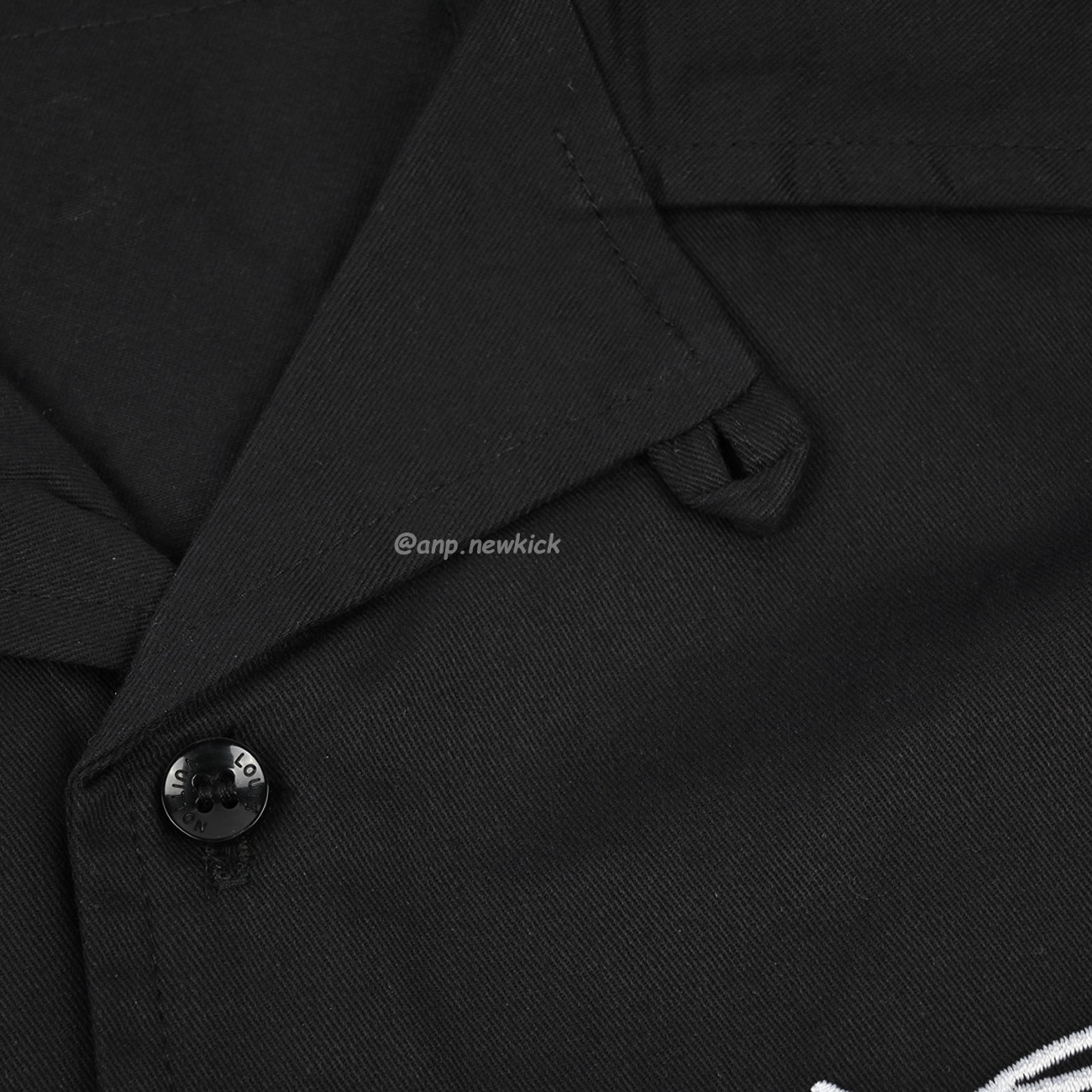 Louis Vuitton 1v 24ss Embroidered Short Sleeved Shirts On The Banks Of The Bridge Seine River (6) - www.kitistry.com Louis Vuitton 1v 24ss Embroidered Short Sleeved Shirts On The Banks Of The Bridge Seine River (6) - www.kitistry.com