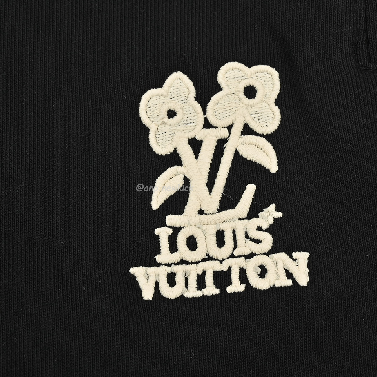 Louis Vuitton Flower Letter Embroidered Shorts (8) - www.kitistry.com Louis Vuitton Flower Letter Embroidered Shorts (8) - www.kitistry.com