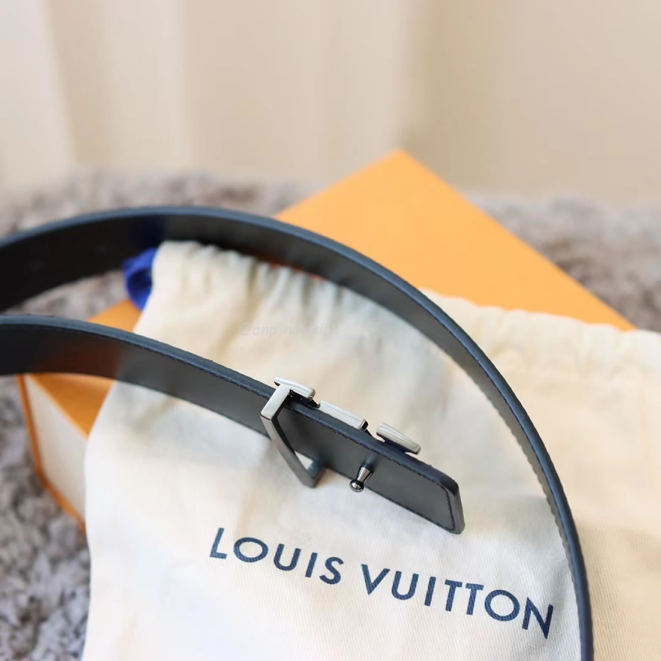 Louis Vuitton Reversible Belt Initiales Monogram Eclipse Reverse 40mm Gray M0285t (6) - www.kitistry.com Louis Vuitton Reversible Belt Initiales Monogram Eclipse Reverse 40mm Gray M0285t (6) - www.kitistry.com
