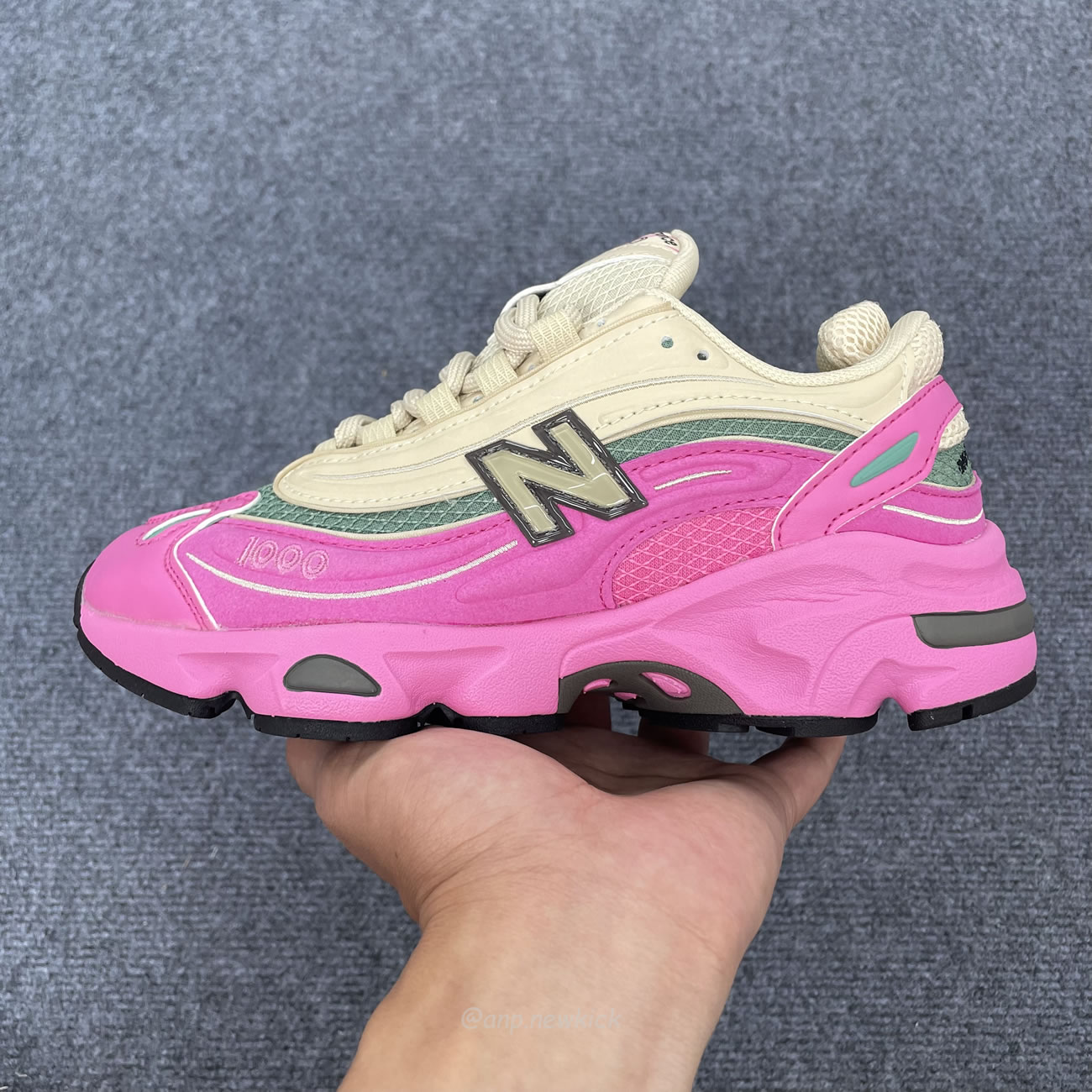 New Balance 1000 Tan Pink Green M1000mc (7) - www.kitistry.com New Balance 1000 Tan Pink Green M1000mc (7) - www.kitistry.com