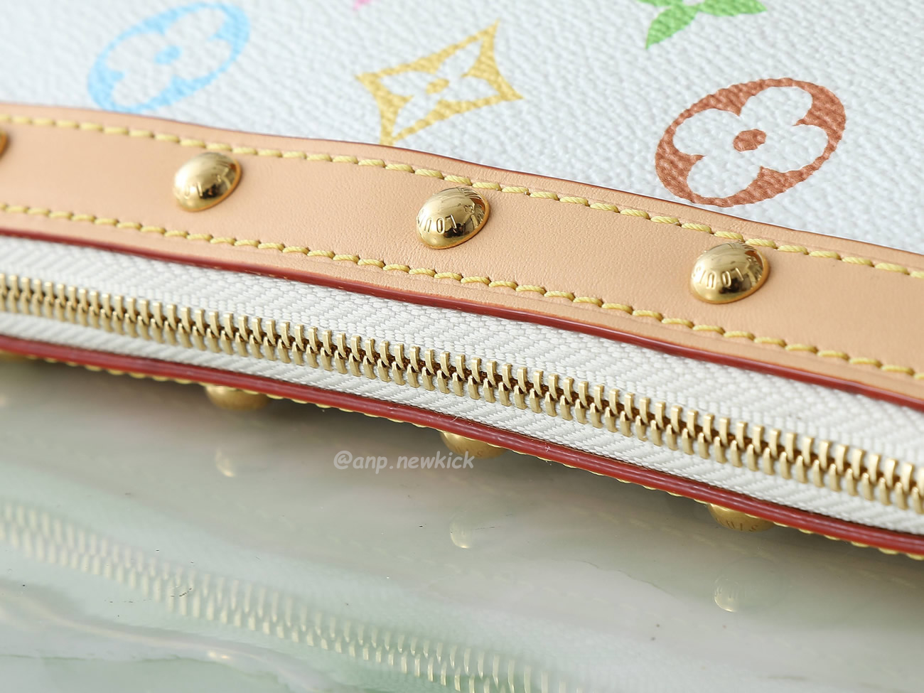 Louis Vuitton X Takashi Murakami Pochette Accessoires White Multicolored M13404 (3) - www.kitistry.com Louis Vuitton X Takashi Murakami Pochette Accessoires White Multicolored M13404 (3) - www.kitistry.com