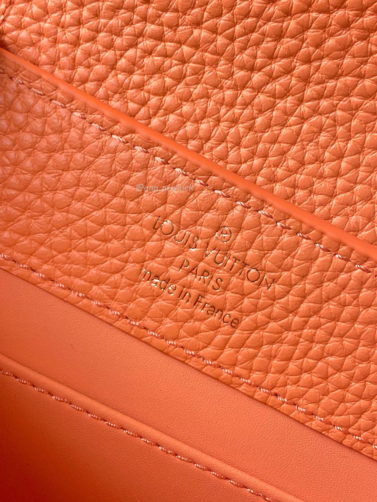 Louis Vuitton Capucines Mini M22606 (8) - www.kitistry.com Louis Vuitton Capucines Mini M22606 (8) - www.kitistry.com