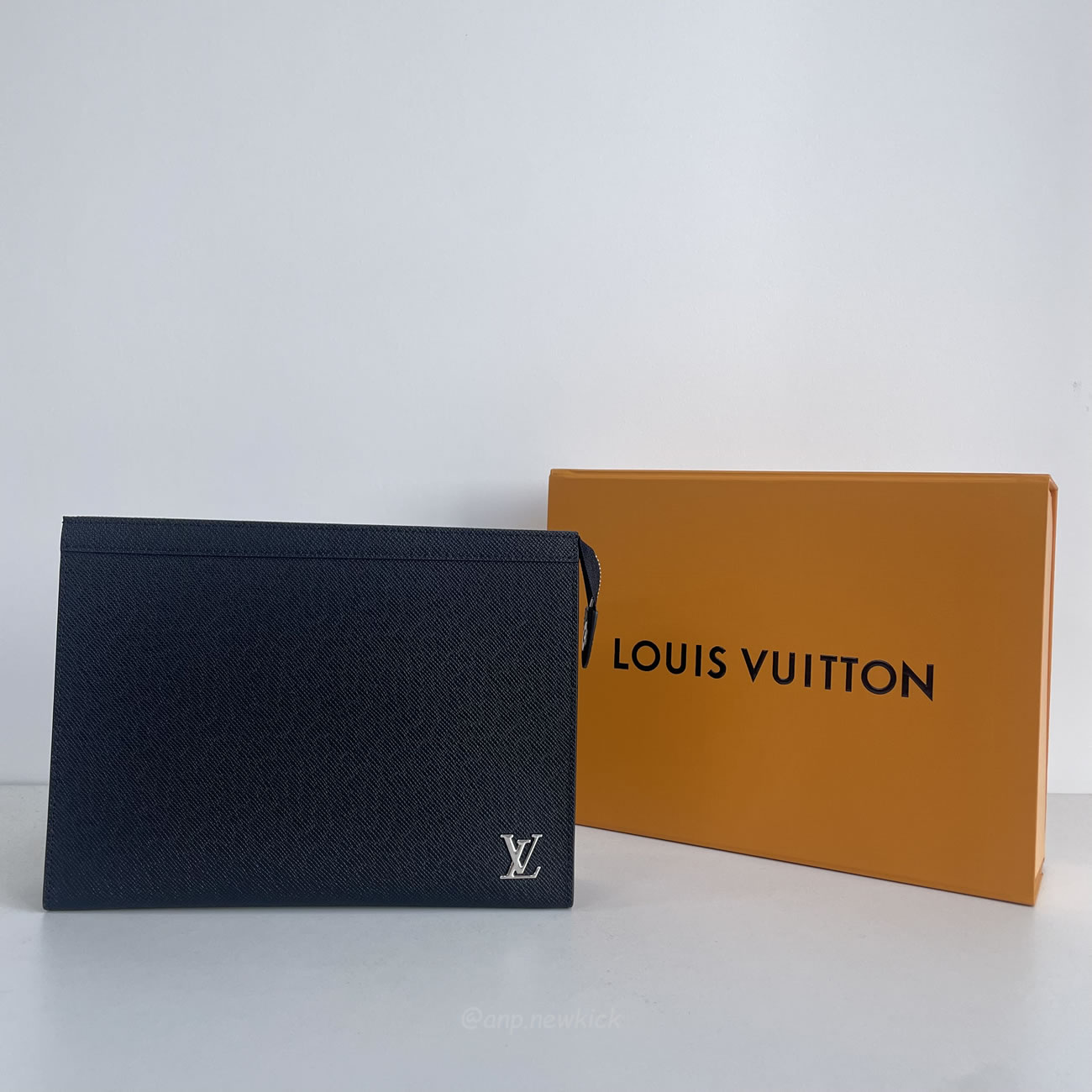 Louis Vuitton Pochette Voyage M30450 (10) - www.kitistry.com Louis Vuitton Pochette Voyage M30450 (10) - www.kitistry.com