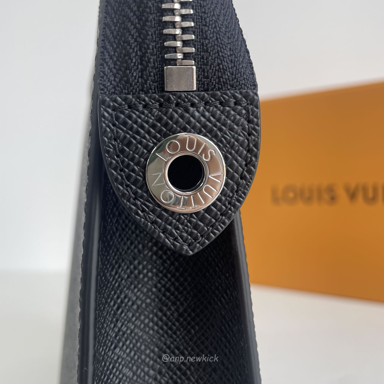 Louis Vuitton Pochette Voyage M30450 (3) - www.kitistry.com Louis Vuitton Pochette Voyage M30450 (3) - www.kitistry.com