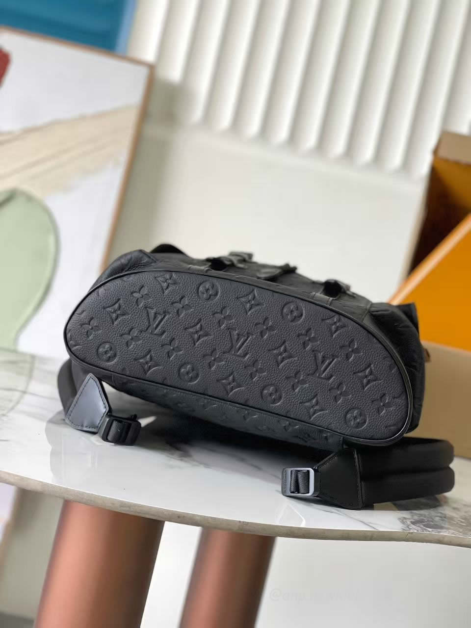 Louis Vuitton Lv Christopher Mm Monogram Taurillon Leather Lg G90 M55699 (5) - www.kitistry.com Louis Vuitton Lv Christopher Mm Monogram Taurillon Leather Lg G90 M55699 (5) - www.kitistry.com