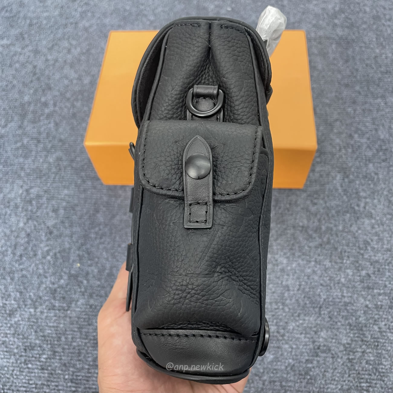 Louis Vuitton Nano Christopher M83164 (12) - www.kitistry.com Louis Vuitton Nano Christopher M83164 (12) - www.kitistry.com