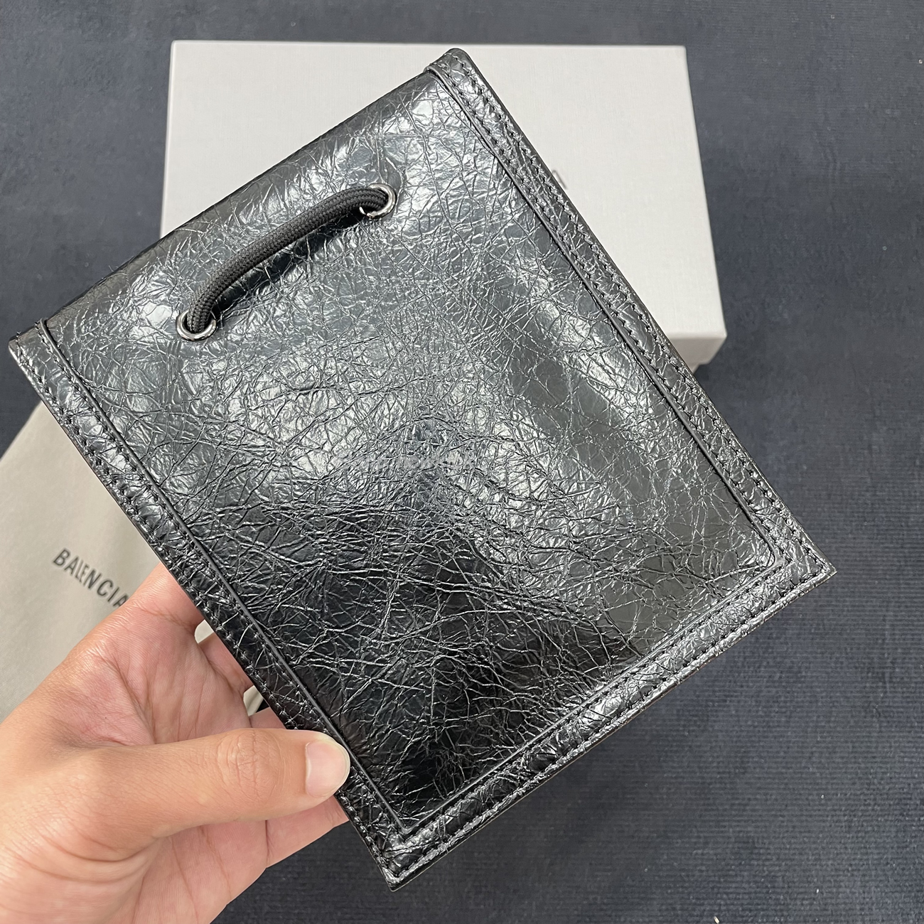 Balenciaga Explorer Arena Cracked Leather Messenger Bag Black (5) - www.kitistry.com Balenciaga Explorer Arena Cracked Leather Messenger Bag Black (5) - www.kitistry.com