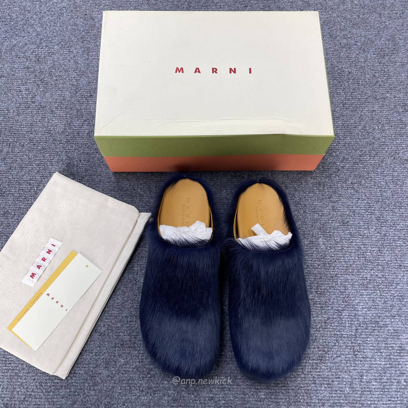 Marni Fussbet Sabot Calf Hair Slippers (4) - www.kitistry.com Marni Fussbet Sabot Calf Hair Slippers (4) - www.kitistry.com