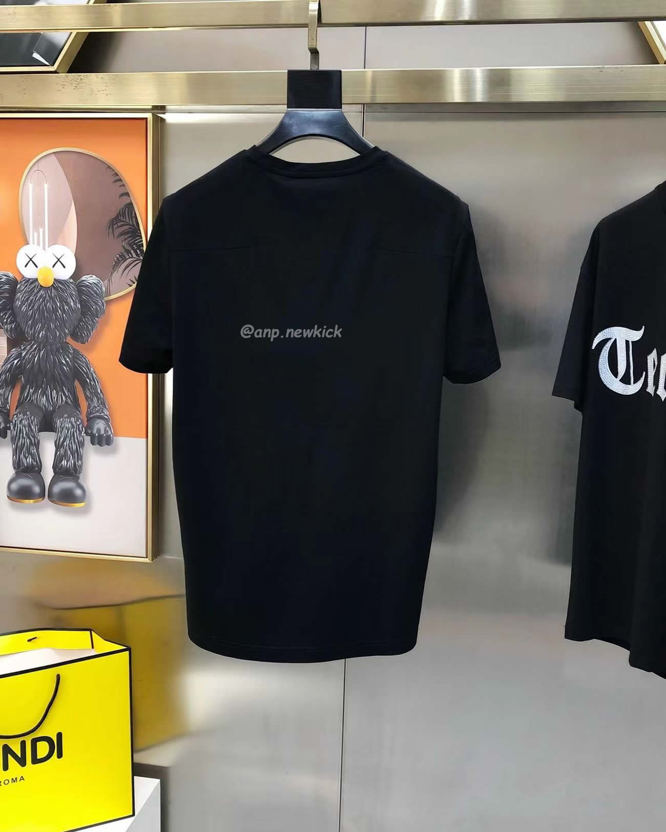 Versace Pattern Medusa Logo Printed Cotton T Shirt (17) - www.kitistry.com