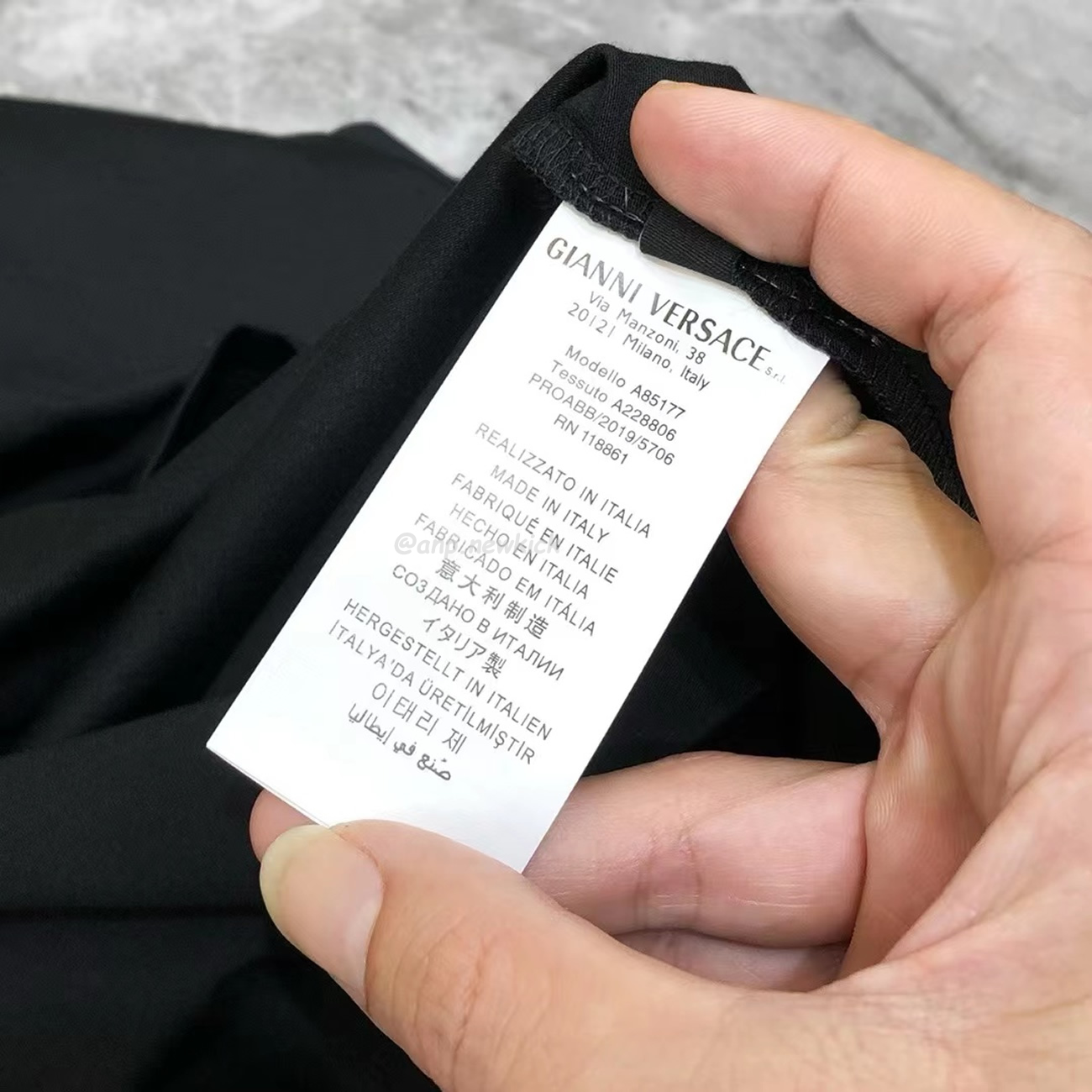 Versace Pattern Medusa Logo Printed Cotton T Shirt (4) - www.kitistry.com
