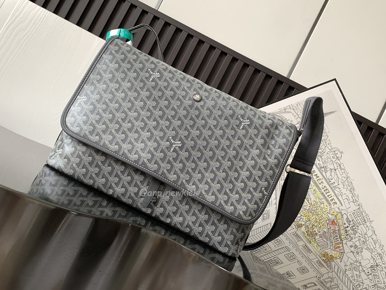 Goyard Capetien Medium Size Messenger Bag (10) - www.kitistry.com Goyard Capetien Medium Size Messenger Bag (10) - www.kitistry.com
