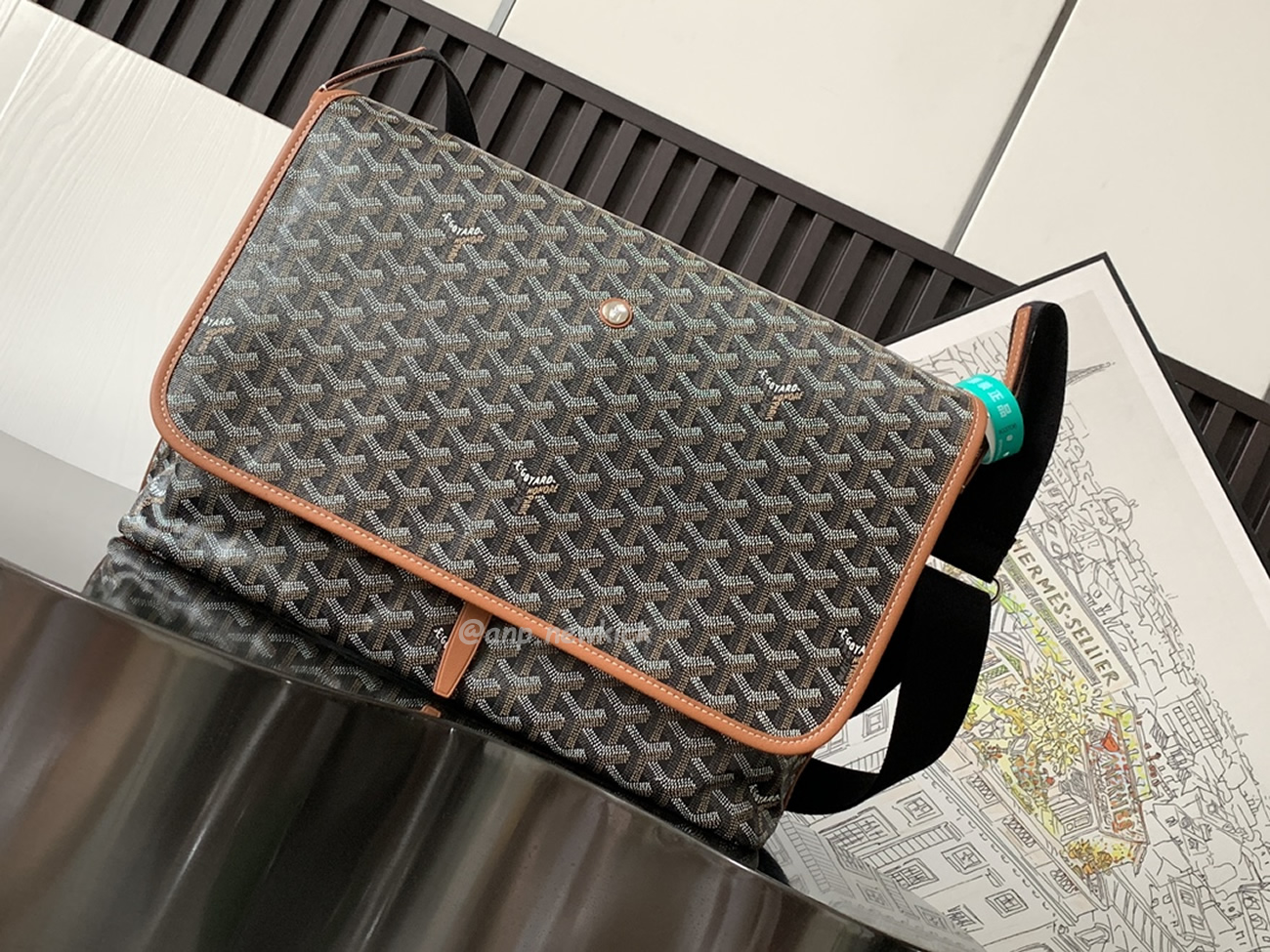 Goyard Capetien Medium Size Messenger Bag (11) - www.kitistry.com Goyard Capetien Medium Size Messenger Bag (11) - www.kitistry.com