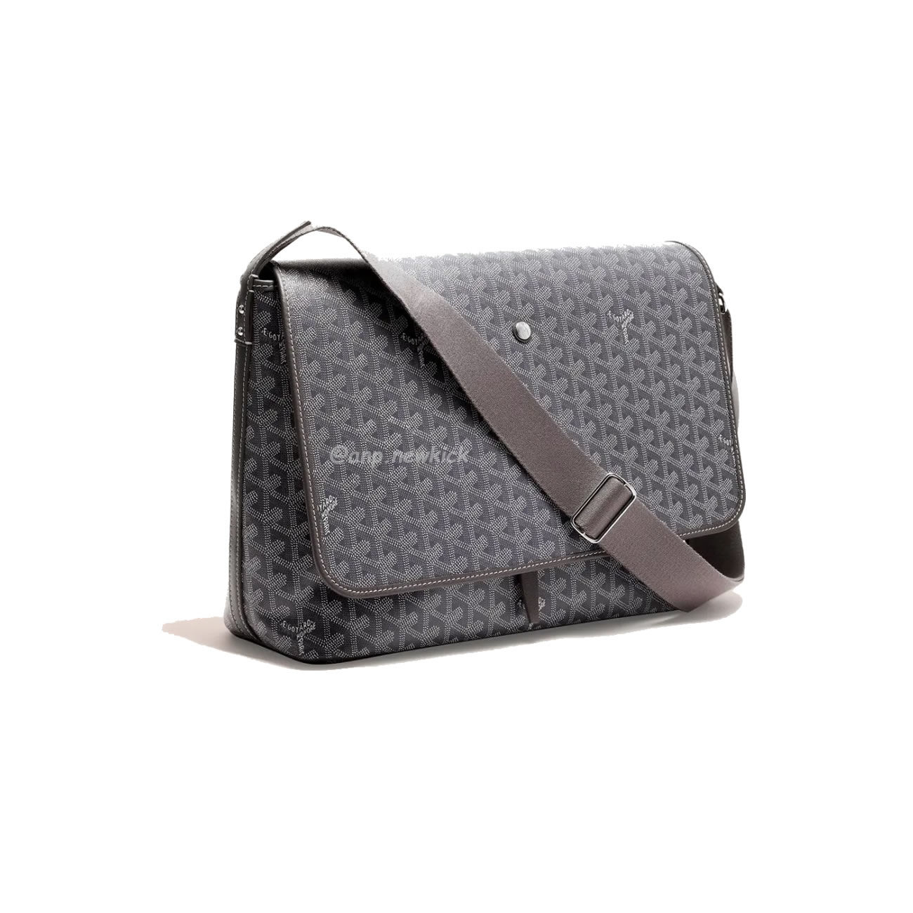 Goyard Capetien Medium Size Messenger Bag (5) - www.kitistry.com Goyard Capetien Medium Size Messenger Bag (5) - www.kitistry.com