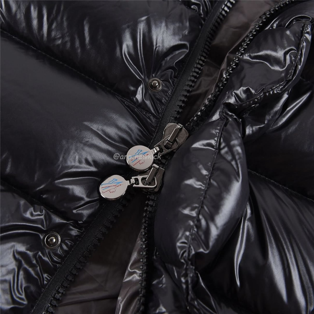 Moncler Tibb Down Gilet Black (8) - www.kitistry.com Moncler Tibb Down Gilet Black (8) - www.kitistry.com