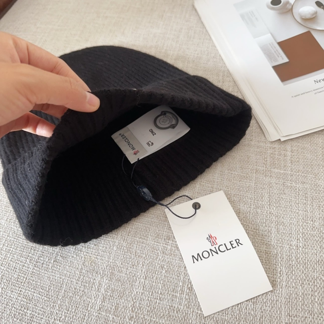 Moncler Logo Patch Beanie Black (5) - www.kitistry.com Moncler Logo Patch Beanie Black (5) - www.kitistry.com