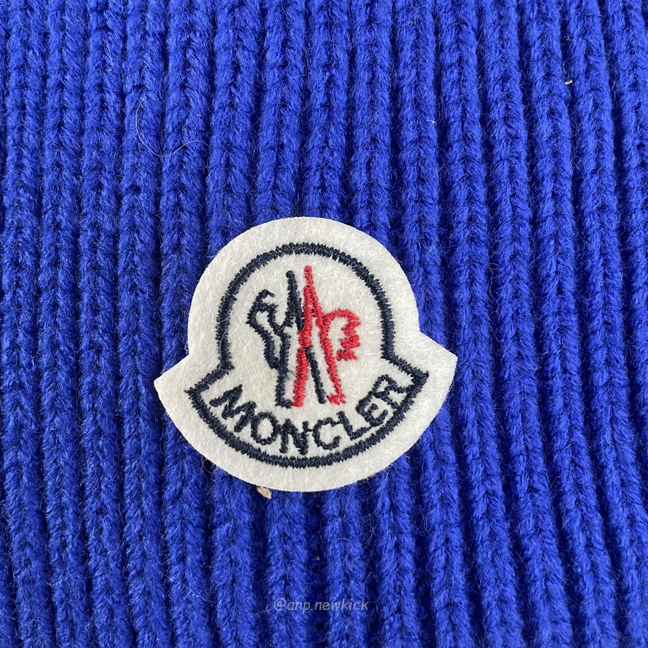 Moncler Logo Patch Ribbed Knit Beanie Black Blue (3) - www.kitistry.com Moncler Logo Patch Ribbed Knit Beanie Black Blue (3) - www.kitistry.com