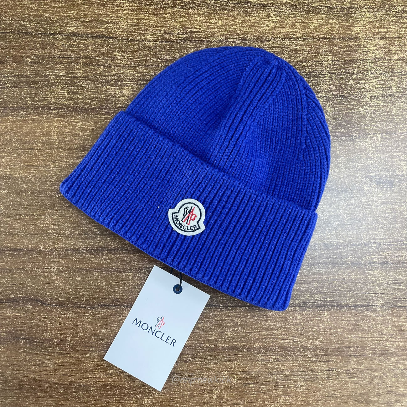 Moncler Logo Patch Ribbed Knit Beanie Black Blue (6) - www.kitistry.com Moncler Logo Patch Ribbed Knit Beanie Black Blue (6) - www.kitistry.com