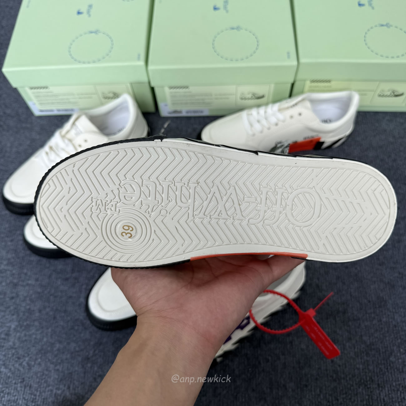 Off White Vulc Low Navy Arrow White Purple Grey Omia085f21fab0010146 (7) - www.kitistry.com Off White Vulc Low Navy Arrow White Purple Grey Omia085f21fab0010146 (7) - www.kitistry.com