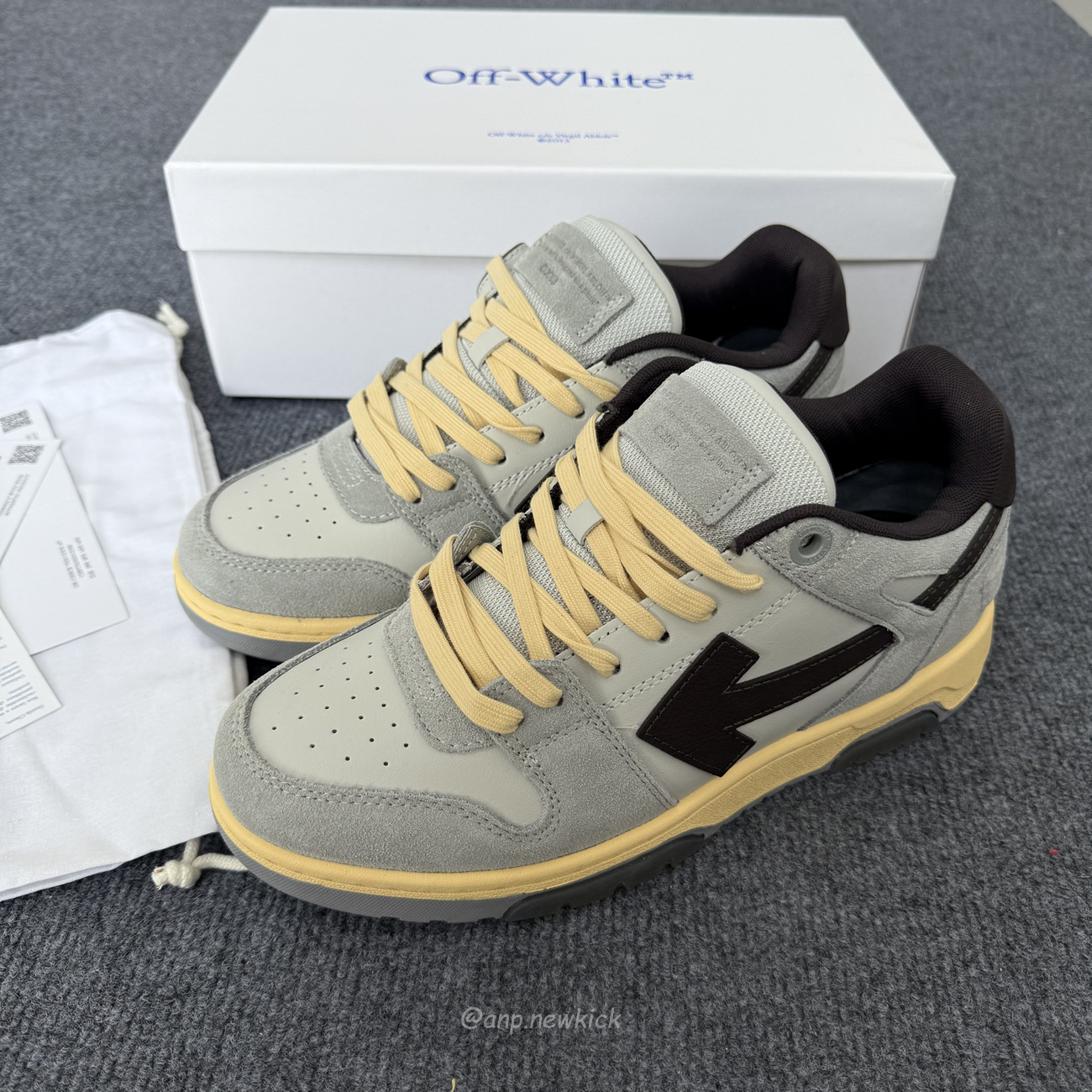 Off White Out Of Office Ooo Low Tops Light Grey Anthracite Omia189s24lea0110511 (8) - www.kitistry.com Off White Out Of Office Ooo Low Tops Light Grey Anthracite Omia189s24lea0110511 (8) - www.kitistry.com