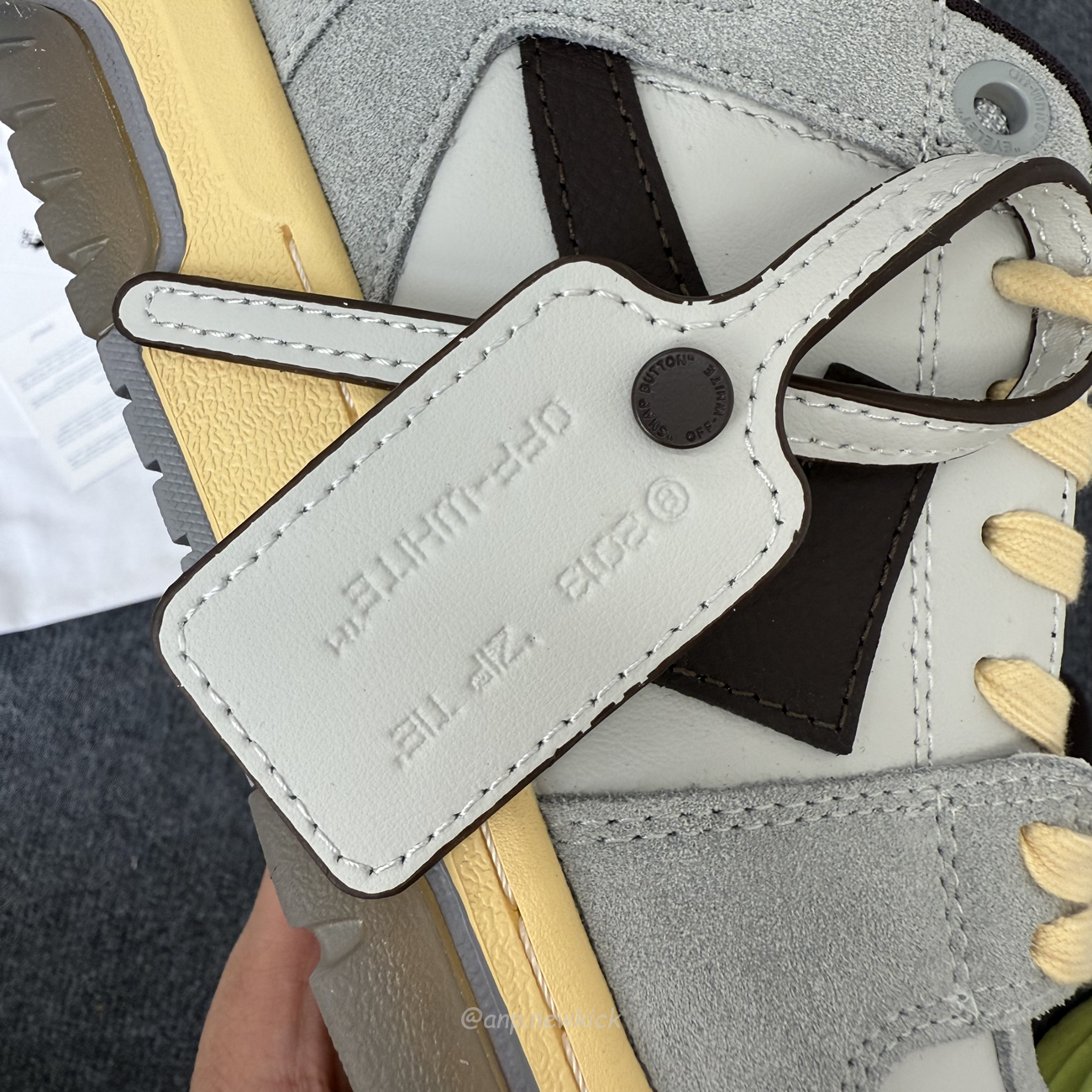 Off White Out Of Office Ooo Low Tops Light Grey Anthracite Omia189s24lea0110511 (9) - www.kitistry.com Off White Out Of Office Ooo Low Tops Light Grey Anthracite Omia189s24lea0110511 (9) - www.kitistry.com