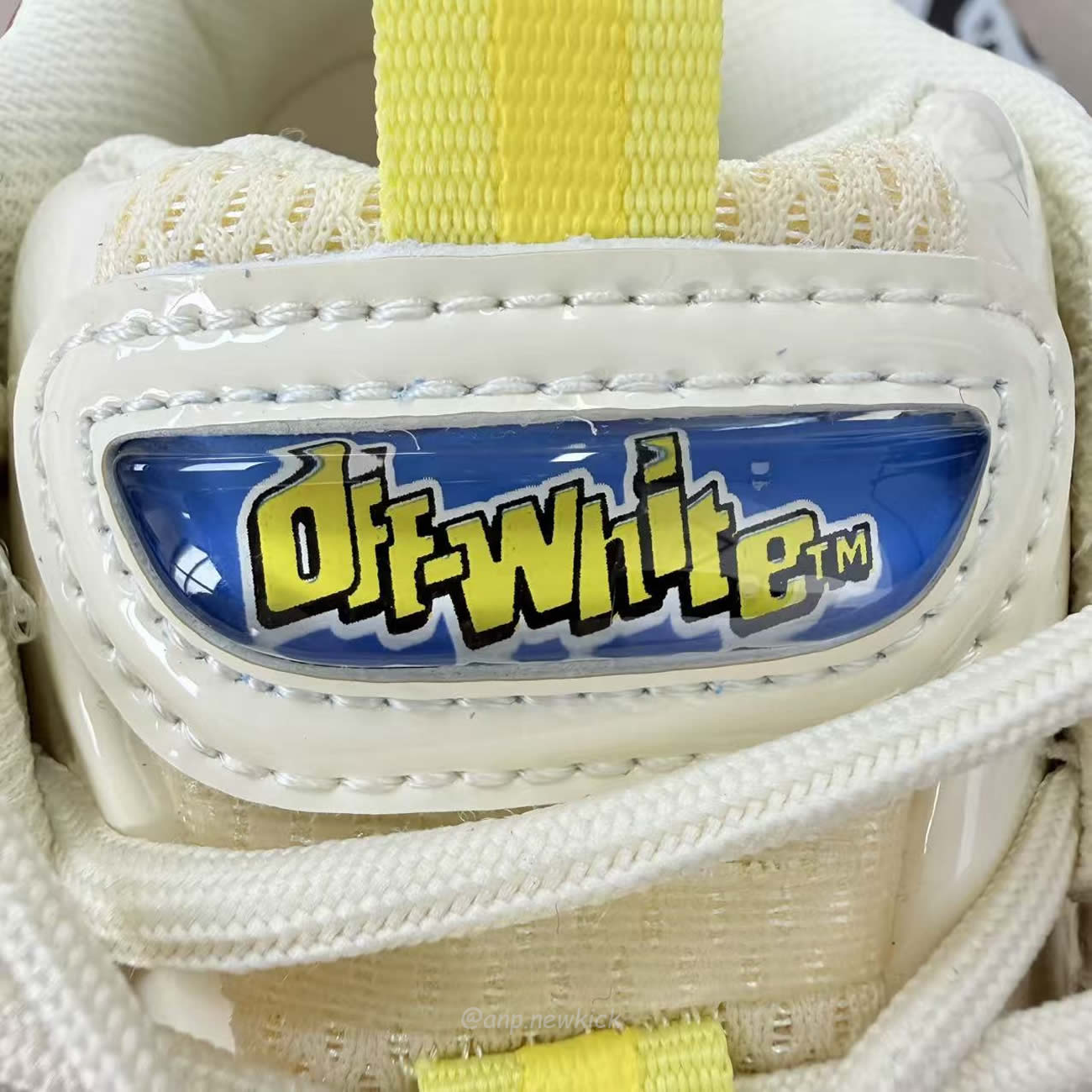 Off White Be Right Back Arrow Lace Up Sneakers (5) - www.kitistry.com Off White Be Right Back Arrow Lace Up Sneakers (5) - www.kitistry.com