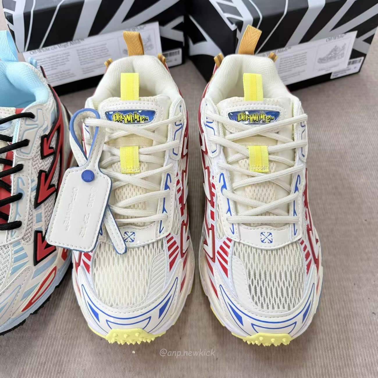 Off White Be Right Back Arrow Lace Up Sneakers (9) - www.kitistry.com Off White Be Right Back Arrow Lace Up Sneakers (9) - www.kitistry.com