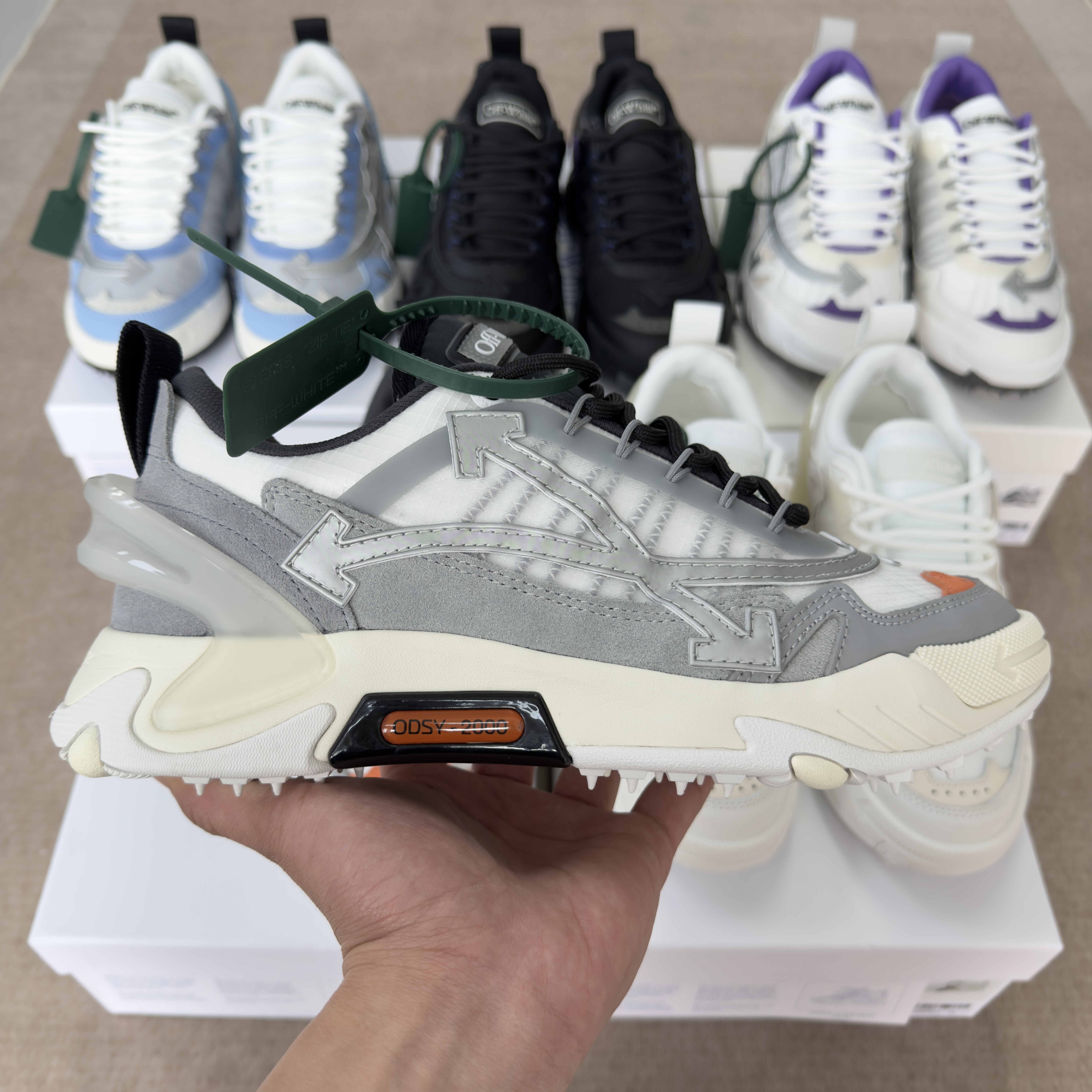 Off White Odsy 2000 (9) - www.kitistry.com Off White Odsy 2000 (9) - www.kitistry.com