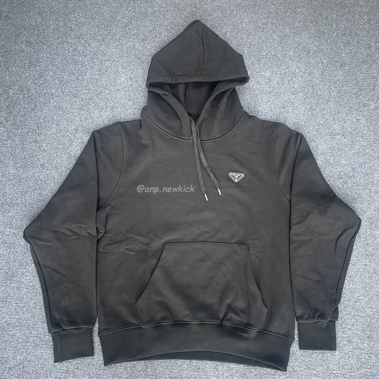 Prada Black Hoodie (2) - www.kitistry.com Prada Black Hoodie (2) - www.kitistry.com
