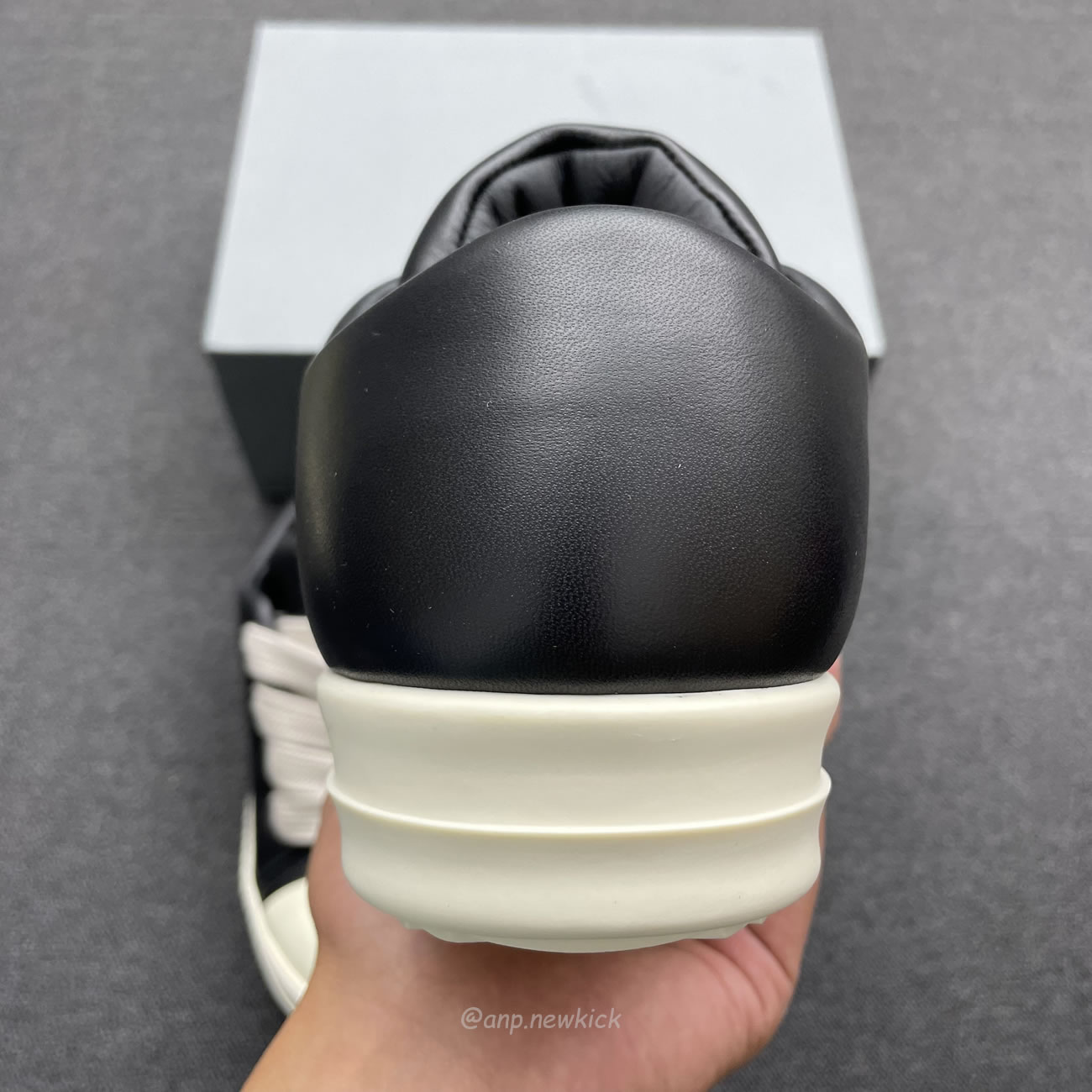 Rick Owens Jumbo Lace Padded Sneaks Low Black Acid Milk Ru02c7893 (19) - www.kitistry.com Rick Owens Jumbo Lace Padded Sneaks Low Black Acid Milk Ru02c7893 (19) - www.kitistry.com